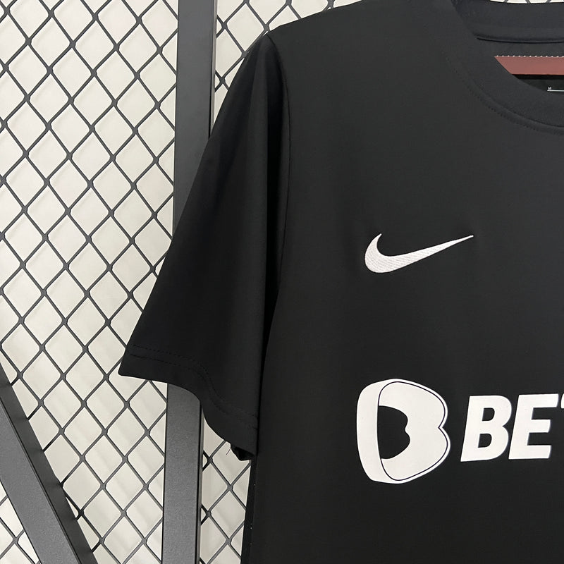 Camisola Sporting Back to Black 2023/2024