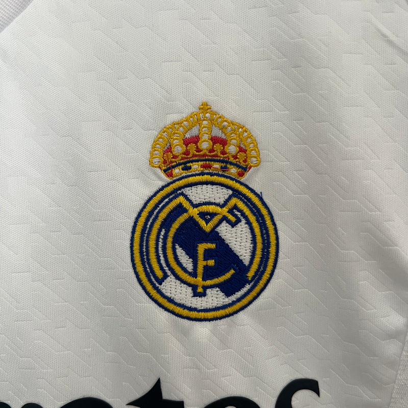 Kit Enfant Real Madrid Domicile 2024/2025 