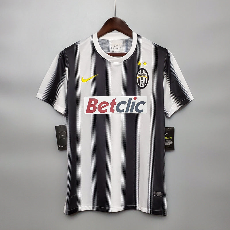 Camisola Juventus Home 11/12 - Retrô