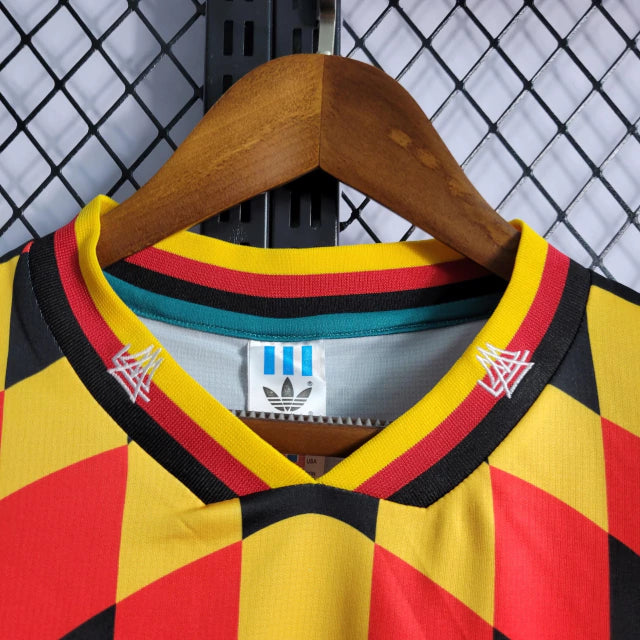 Maillot rétro de l'équipe nationale d'Allemagne à l'extérieur 1994 