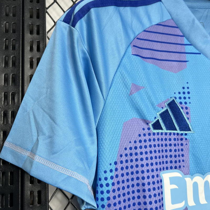 Real Madrid Goalkeeper Shirt 2024/2025 