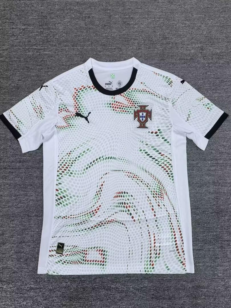 Maillot de l'équipe nationale du Portugal extérieur 2024/2025 