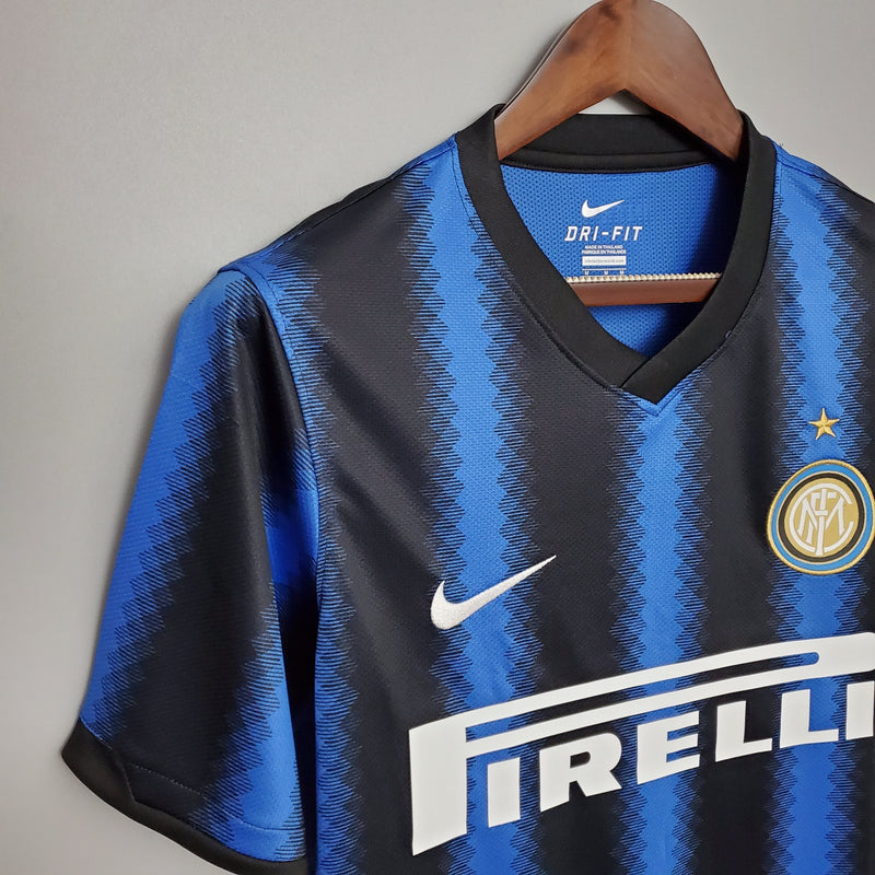 Camisola Inter de Milão Home 10/11 - Retrô