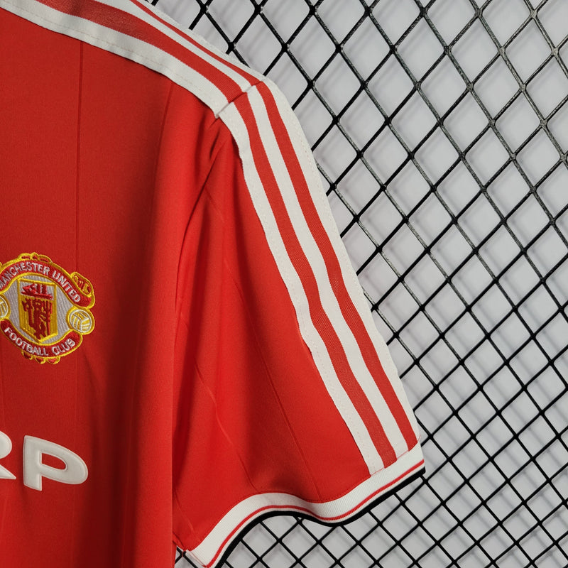 Camisola Manchester United Home 1984 - Retrô