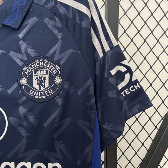 Manchester United Away 2024/2025 Shirt 