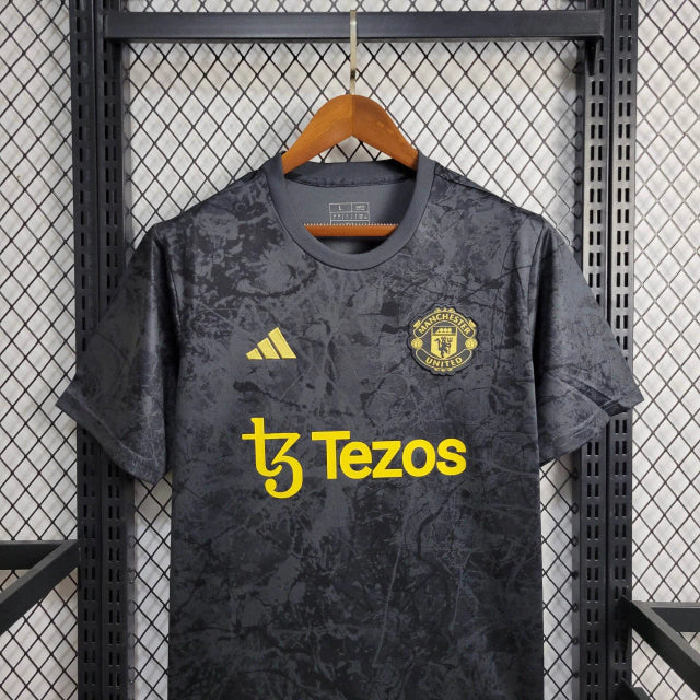 Manchester United Pre Match 2023/2024 Shirt 