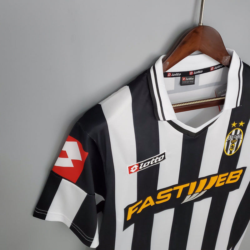 Camisola Juventus Home 01/02 - Retrô