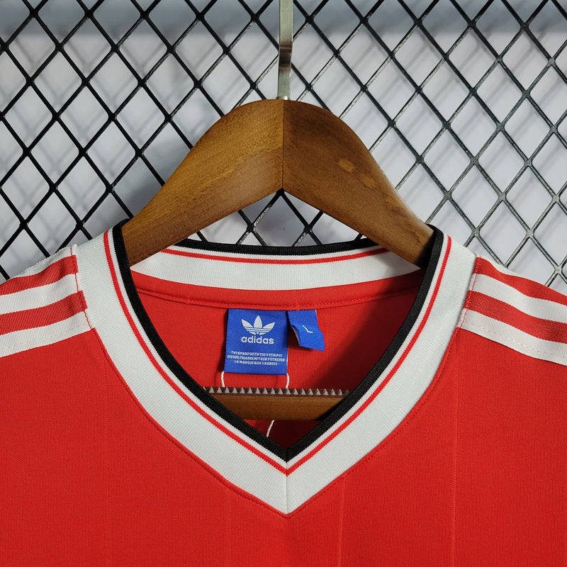 Camisola Manchester United Home 1984 - Retrô