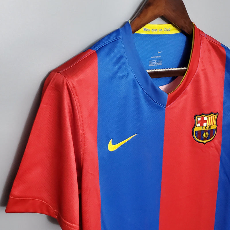 Camisola Barcelona Home 06/07 - Retrô