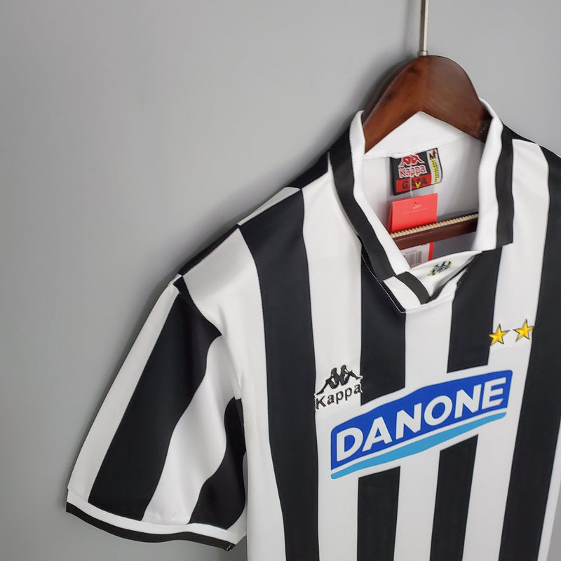 Camisola Juventus Home 94/95 - Retrô